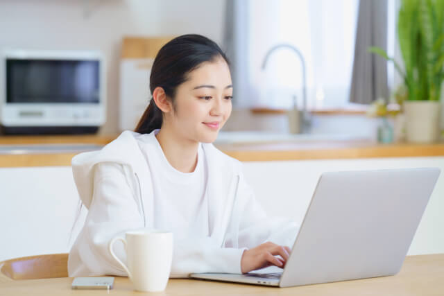 在宅ワークの主婦が稼げる